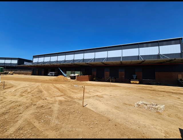7,730M² WAREHOUSE TO LET IN NORTH RIDING
